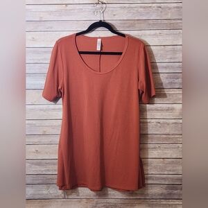 LulaRoe Orange Tee